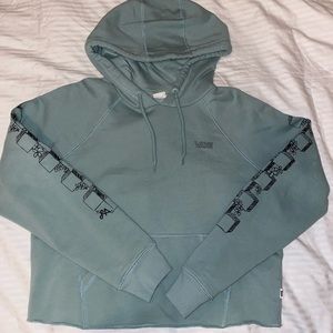 Vans Women’s Crop Hoodie